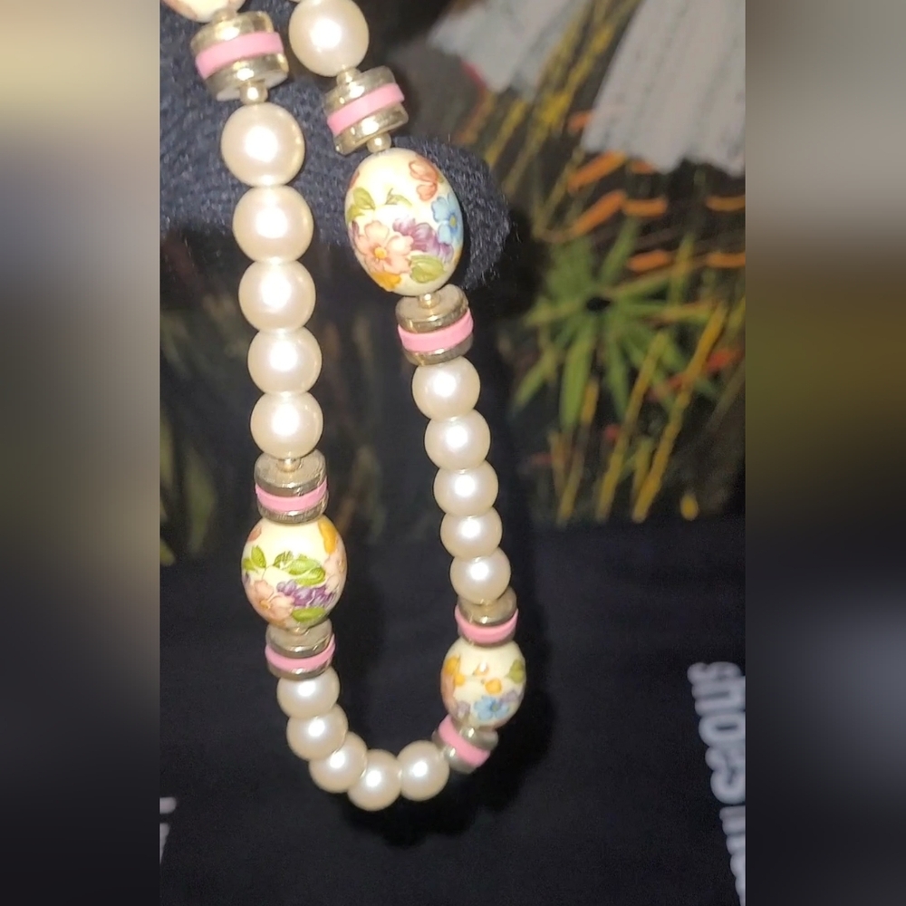 LOWSTART🚨VtgJAPAN Hand Painted Beads & Faux Pearl Necklace - Picture 5 of 8